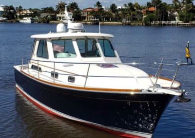 Sabre 34 Express motor boat rental Carloforte