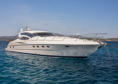 Sarnico 60 Open – Motoroyachtcharter in Sardinien
